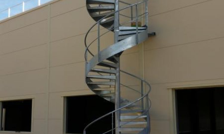 ARG Pose Fabrication et pose d'escalier métallique Rosières 